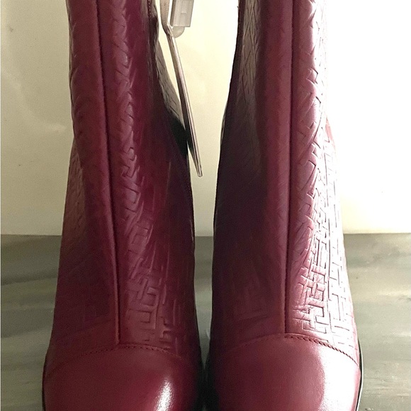 women's ankle boots, size 6, Tommy Hilfiger, burgundy. - Picture 6 of 8